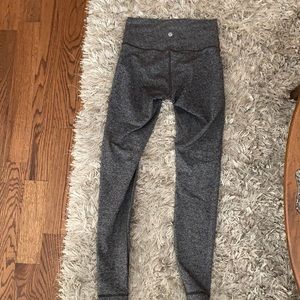 Lu lu lemon size 6-8 leggings